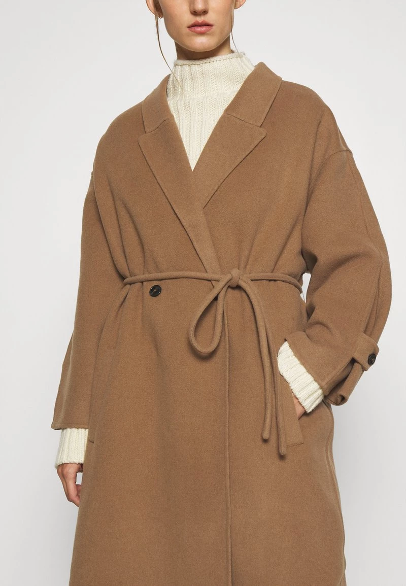 CLOSED NIAMH Manteau Classique Dark Tan Femme 8 CLOSED NIAMH Manteau Classique Dark Tan Femme – Image 6