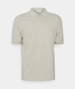 CLOSED ESSENTIAL Polo Flint Grey Homme 12 CLOSED ESSENTIAL Polo Flint Grey Homme -Promos CLOSED Magasin 062cf3432b944267ad86a8f94f9828a7