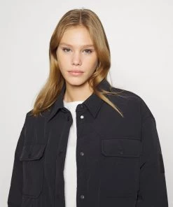 CLOSED TITANIA Veste D'hiver Black Femme 12 CLOSED TITANIA Veste D'hiver Black Femme -Promos CLOSED Magasin 077a591d55bf4ea7b32cd0734d62df29