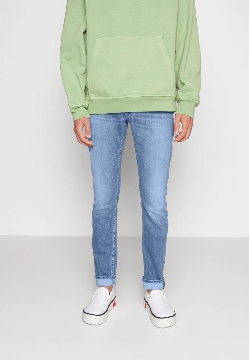 CLOSED UNITY SLIM Jean Slim Light Blue Homme 3 CLOSED UNITY SLIM Jean Slim Light Blue Homme