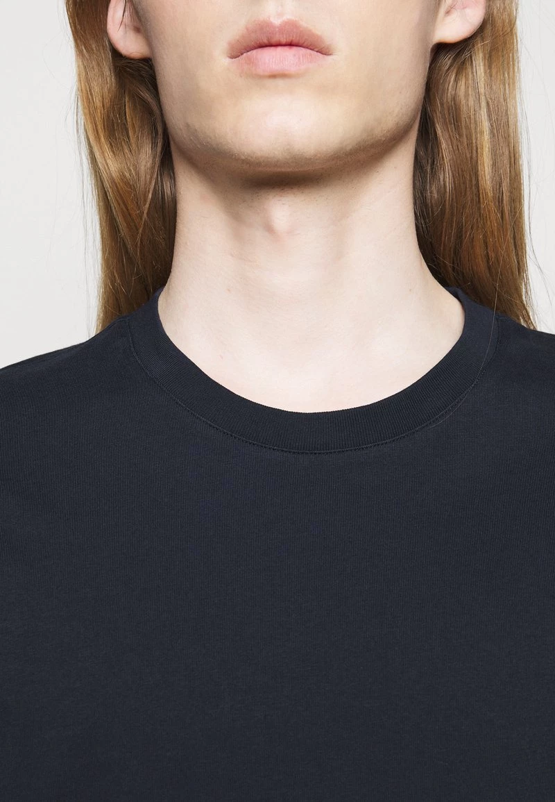 CLOSED Homme ROUND NECK T Shirt Basique Dark Night 7 CLOSED Homme ROUND NECK T Shirt Basique Dark Night – Image 5
