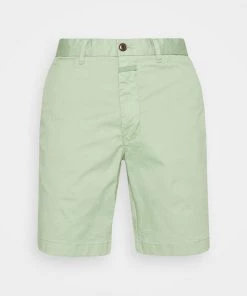 CLOSED CLASSIC Short Summer Mint Homme 10 CLOSED CLASSIC Short Summer Mint Homme -Promos CLOSED Magasin 0a24d70fa048437d837c32a823d195c6