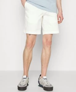 CLOSED CLASSIC Short Ivory Homme