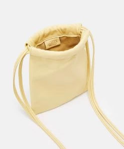 CLOSED ENNY Sac Bandoulière Grain Femme -Promos CLOSED Magasin 0b0ffc0d72f14682aa03bca169ac4f73