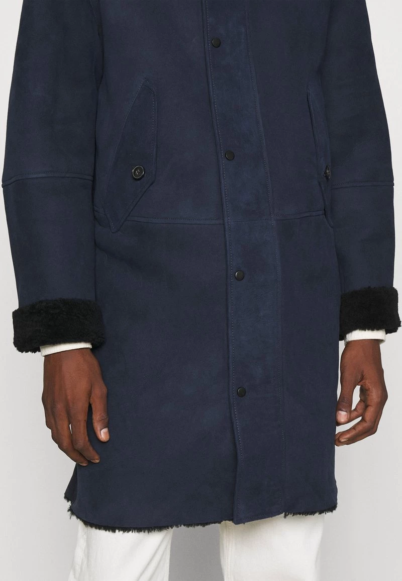 CLOSED Homme SHEARLING Veste D'hiver Dark Indigo 8 CLOSED Homme SHEARLING Veste D'hiver Dark Indigo – Image 6