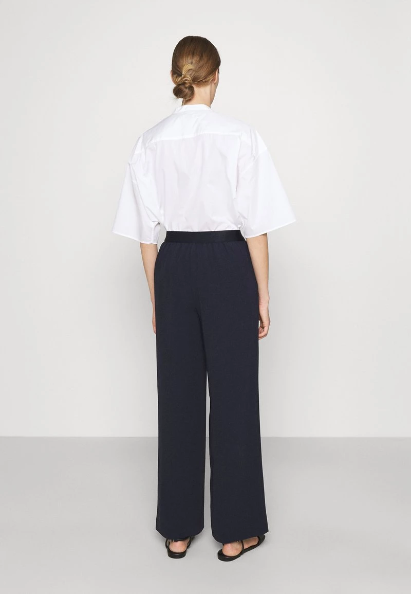 CLOSED EVELYN Pantalon Classique Dark Night Femme 5 CLOSED EVELYN Pantalon Classique Dark Night Femme – Image 3