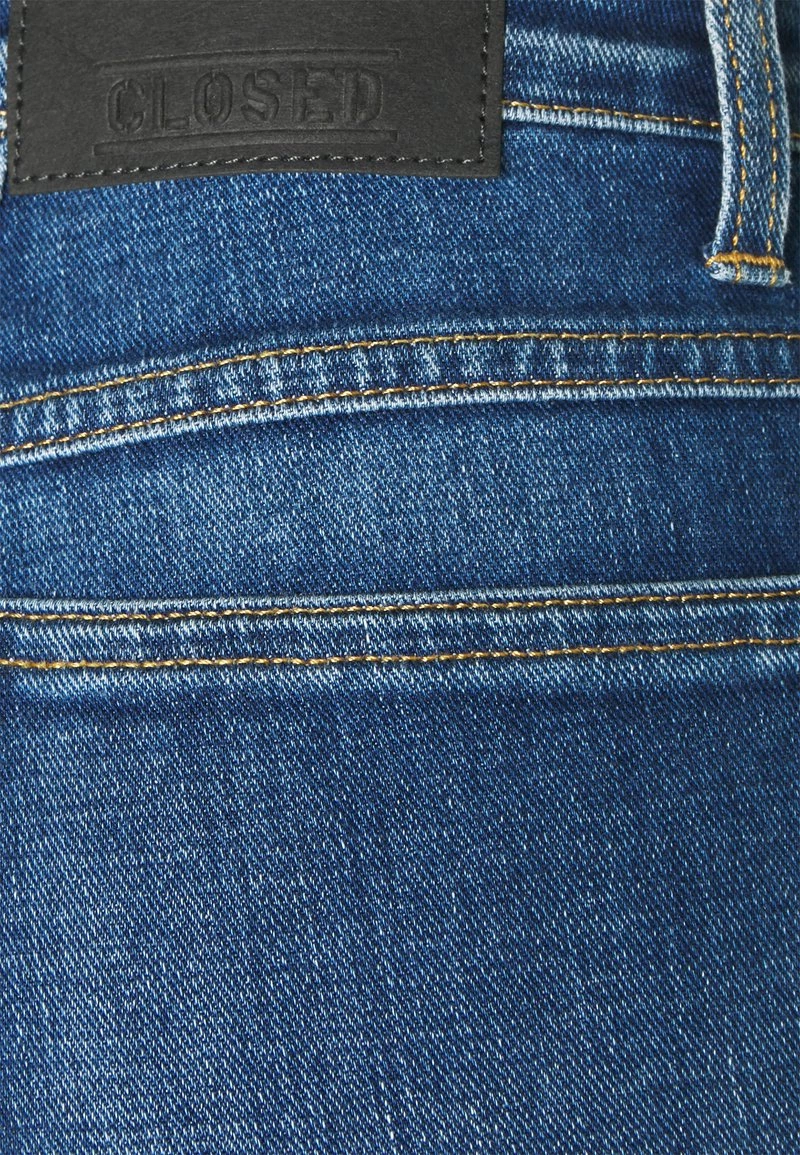 CLOSED RAWLIN BOOTLEG Jean Bootcut Dark Blue Femme 5 CLOSED RAWLIN BOOTLEG Jean Bootcut Dark Blue Femme – Image 3