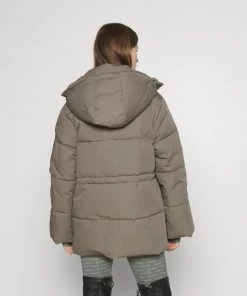 CLOSED Femme VALEA Veste D'hiver Muddy Beige 10 CLOSED Femme VALEA Veste D'hiver Muddy Beige -Promos CLOSED Magasin 154bcafbc24d4a26b9cf9050b0cfc203