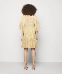 CLOSED Femme TENNIE Robe De Jour Strong Mustard 13 CLOSED Femme TENNIE Robe De Jour Strong Mustard -Promos CLOSED Magasin 178015e359bf4591b371b0f6aa36c5f2