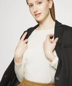 CLOSED RAGLAN LONGSLEEVE T Shirt à Manches Longues New Jade Femme 11 CLOSED RAGLAN LONGSLEEVE T Shirt à Manches Longues New Jade Femme -Promos CLOSED Magasin 183723fea97b408e94f22e2b658fe3b7