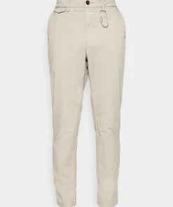 CLOSED Homme ATELIER Chino Flint Grey 10 CLOSED Homme ATELIER Chino Flint Grey -Promos CLOSED Magasin 18da4a56756c4f50a58ac513298a4d30