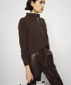 CLOSED Femme Pullover Brown 11 CLOSED Femme Pullover Brown -Promos CLOSED Magasin 19adac01d67547caa3d316c3207e5d91