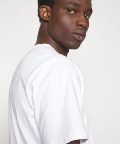 CLOSED Homme VNECK T Shirt Basique White 13 CLOSED Homme VNECK T Shirt Basique White -Promos CLOSED Magasin 1a4f0af8519146c68586f81854187f2b