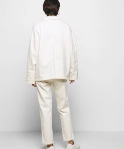 CLOSED Femme DEAR Veste En Jean Ecru -Promos CLOSED Magasin 1d28f83d619444e281955f582ccabcc4