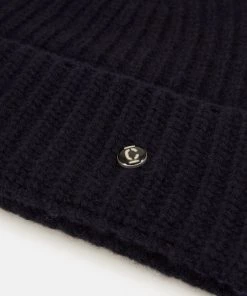 CLOSED Unisex Bonnet Dark Night -Promos CLOSED Magasin 1de6d97008204ca7bfd5f659f61a2ebe