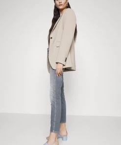 CLOSED Femme PUSHER Jeans Skinny Mid Grey 11 CLOSED Femme PUSHER Jeans Skinny Mid Grey -Promos CLOSED Magasin 1e177e31c4eb4c41b0bd0cb4cb4aaaf1