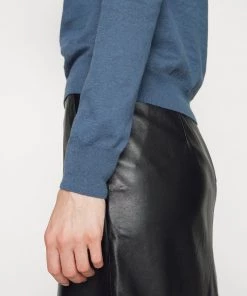 CLOSED CREW LONG SLEEVE Pullover Orion Blue Femme 13 CLOSED CREW LONG SLEEVE Pullover Orion Blue Femme -Promos CLOSED Magasin 1f537ef7236f481f9e84ae1208d50bbf