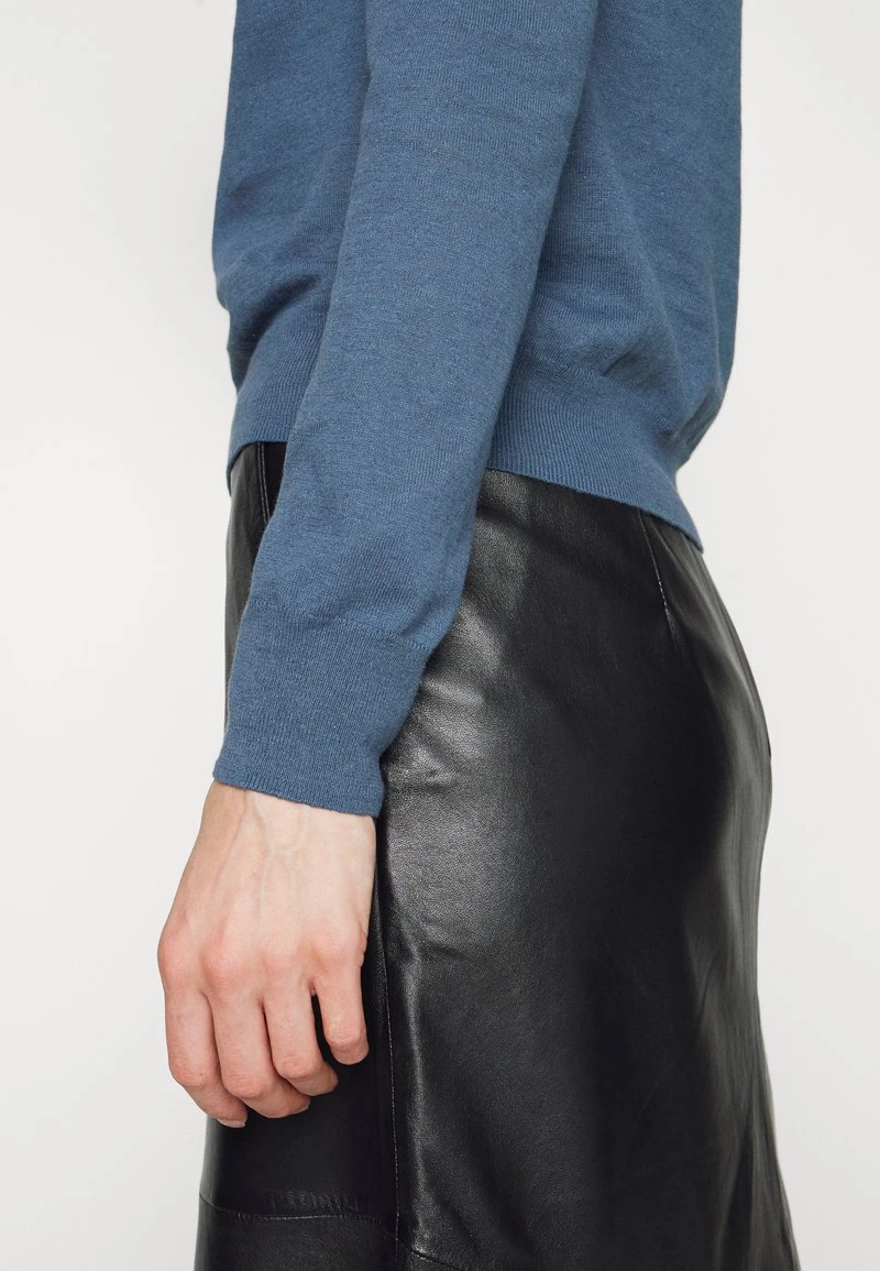 CLOSED CREW LONG SLEEVE Pullover Orion Blue Femme 8 CLOSED CREW LONG SLEEVE Pullover Orion Blue Femme – Image 6