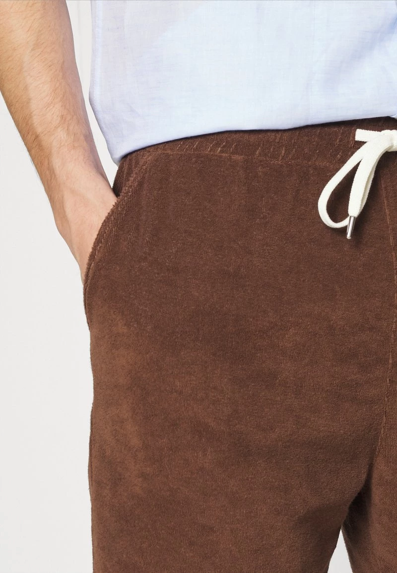 CLOSED Homme Short Brazil Nut 7 CLOSED Homme Short Brazil Nut – Image 5