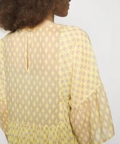 CLOSED Femme TENNIE Robe De Jour Strong Mustard 16 CLOSED Femme TENNIE Robe De Jour Strong Mustard -Promos CLOSED Magasin 218b8808f05d48c7ab97ebbafca6a740