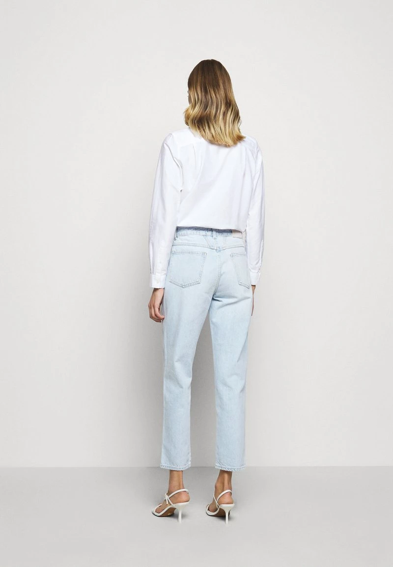 CLOSED PEDAL PUSHER Jean Droit Light Blue Femme 5 CLOSED PEDAL PUSHER Jean Droit Light Blue Femme – Image 3