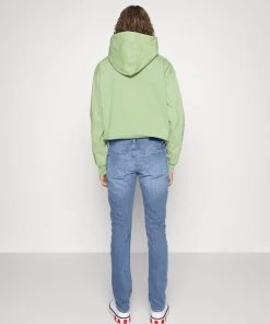 CLOSED UNITY SLIM Jean Slim Light Blue Homme 10 CLOSED UNITY SLIM Jean Slim Light Blue Homme -Promos CLOSED Magasin 2315a421966d4ef08daa30284626589e