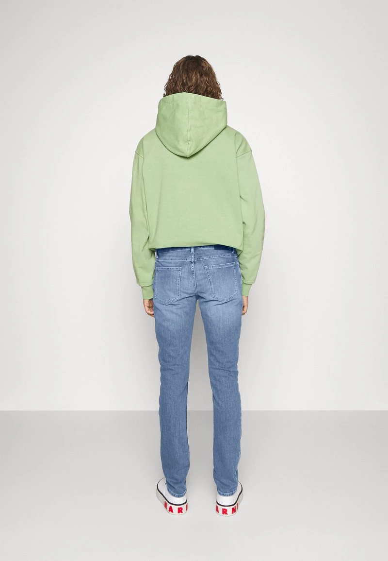 CLOSED UNITY SLIM Jean Slim Light Blue Homme 5 CLOSED UNITY SLIM Jean Slim Light Blue Homme – Image 3