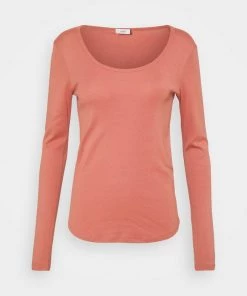 Promos CLOSED Magasin 13 CLOSED Femme WOMEN T Shirt à Manches Longues Dusty Brick