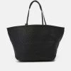 CLOSED BRAIDED TOTE Cabas Black Femme -Promos CLOSED Magasin 24a3eaca2da94e64895332ea17efa631