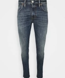 CLOSED DROP CROPPED Jean Slim Mid Blue Homme 12 CLOSED DROP CROPPED Jean Slim Mid Blue Homme -Promos CLOSED Magasin 256a735367c3441d86a8b73b9a41646a