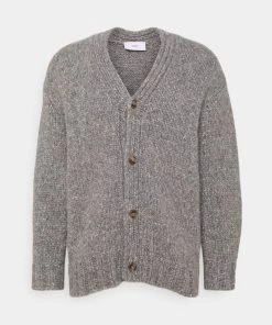 CLOSED CARDIGAN Gilet Light Grey Melange Homme 12 CLOSED CARDIGAN Gilet Light Grey Melange Homme -Promos CLOSED Magasin 257f70fcbe2e4eaebe086b2a9f87a2dd