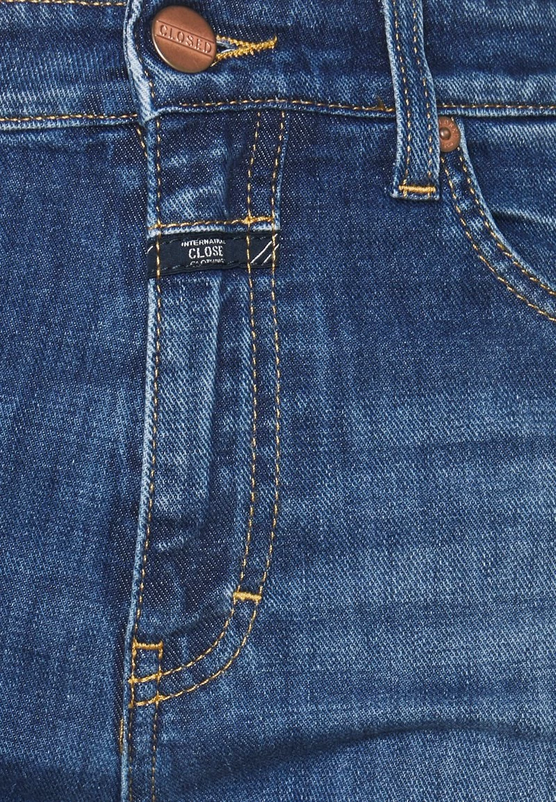 CLOSED BAYLIN Jean Flare Dark Blue Femme 6 CLOSED BAYLIN Jean Flare Dark Blue Femme – Image 4