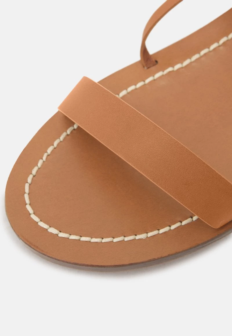 CLOSED DESERT Sandales Cognac Femme 8 CLOSED DESERT Sandales Cognac Femme – Image 6