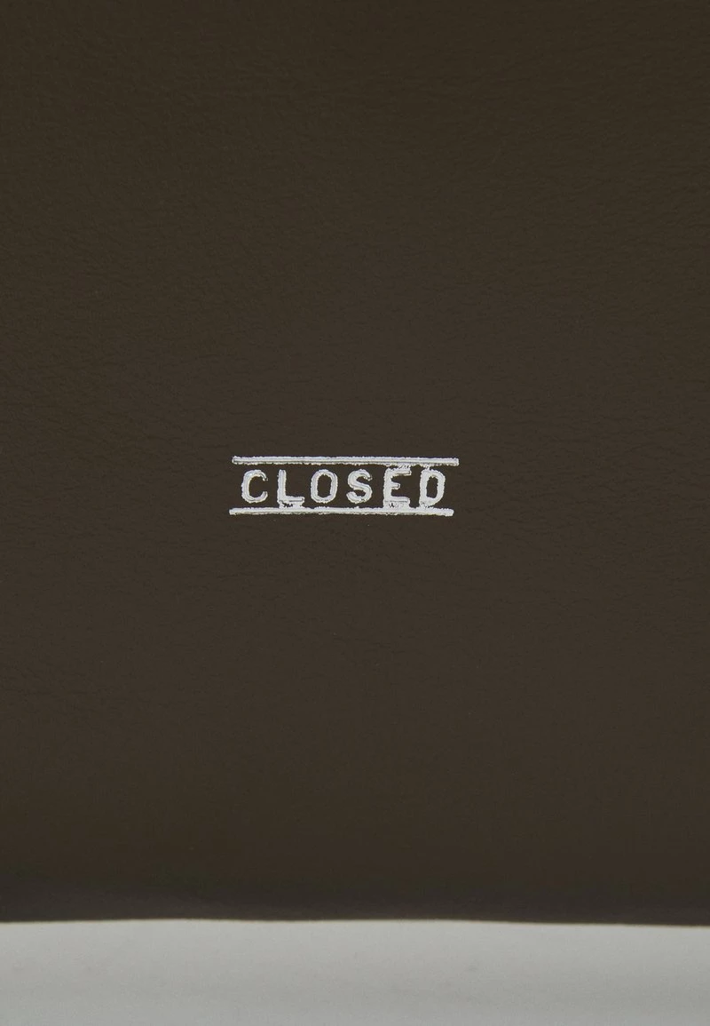 CLOSED BINKA TOTE Cabas Olive Nights Femme 6 CLOSED BINKA TOTE Cabas Olive Nights Femme – Image 4