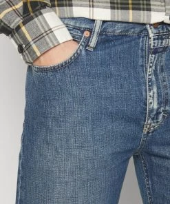 CLOSED Homme BOGUS Jean Droit Mid Blue 13 CLOSED Homme BOGUS Jean Droit Mid Blue -Promos CLOSED Magasin 289fbc25f12e4f2b9163aee18033f47b