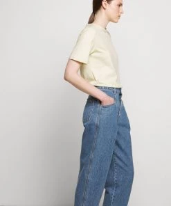 CLOSED Femme PEARL Jean Droit Mid Blue 13 CLOSED Femme PEARL Jean Droit Mid Blue -Promos CLOSED Magasin 2a3b66f225fd478abbe4d3e40db14716