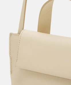 CLOSED Femme NORI HANDBAG Sac Bandoulière Almond Cream 11 CLOSED Femme NORI HANDBAG Sac Bandoulière Almond Cream -Promos CLOSED Magasin 2a4fb4de051e417eb56a90287d923aaa