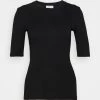 CLOSED CREW NECK T Shirt Basique Black Femme 2 CLOSED CREW NECK T Shirt Basique Black Femme -Promos CLOSED Magasin 2bdffc37e42b422abecb9acd21561251