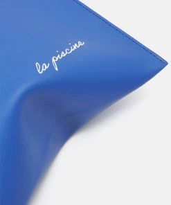 CLOSED Femme POUCH Pochette High Summer Sky -Promos CLOSED Magasin 2c7726cb224c4d47862dc6d148a28c01