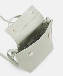 CLOSED NORI HANDBAG Sac Bandoulière Sage Green Femme 9 CLOSED NORI HANDBAG Sac Bandoulière Sage Green Femme -Promos CLOSED Magasin 2d727c368b1a49359fa582464b3e2c8c
