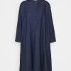 CLOSED RYLEE Robe En Jean Dark Blue Femme 2 CLOSED RYLEE Robe En Jean Dark Blue Femme -Promos CLOSED Magasin 2f58383b9515484a8be753e39a30575b