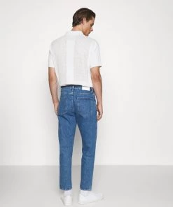 CLOSED Homme Jean Boyfriend Mid Blue 9 CLOSED Homme Jean Boyfriend Mid Blue -Promos CLOSED Magasin 31c265c3174145c6a1c71d513cd3ba57