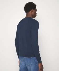 CLOSED CREWNECK JUMPER Pullover Black Navy Homme 10 CLOSED CREWNECK JUMPER Pullover Black Navy Homme -Promos CLOSED Magasin 32af7c767f47443faeed5d5effbaac5b