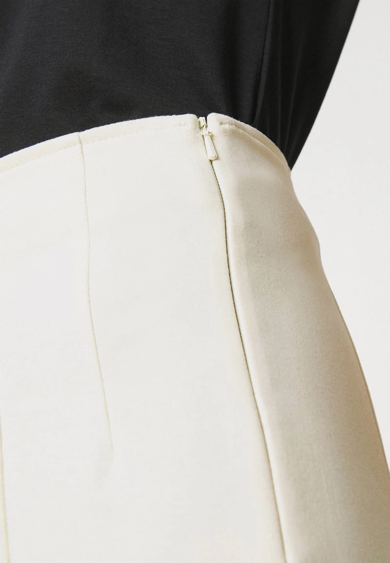 CLOSED Femme KYLA Pantalon Classique Vanilla Sherbet 6 CLOSED Femme KYLA Pantalon Classique Vanilla Sherbet – Image 4