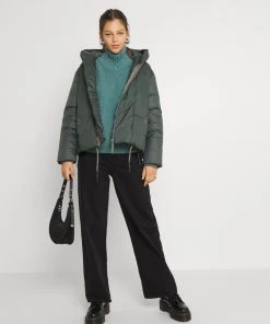 CLOSED WOMEN Pullover Pale Teal Femme 8 CLOSED WOMEN Pullover Pale Teal Femme -Promos CLOSED Magasin 3607bb9b05544ba6be54bccde3a0b7a9