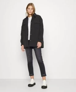 CLOSED Femme PEDAL PUSHER Jean Droit Dark Grey 10 CLOSED Femme PEDAL PUSHER Jean Droit Dark Grey -Promos CLOSED Magasin 3621e4427ecd435b9451261d57f3e304