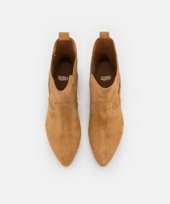 CLOSED Femme ANISE Santiags Bamboo 13 CLOSED Femme ANISE Santiags Bamboo -Promos CLOSED Magasin 369fb63eba084550b7fa4d1270907b9c