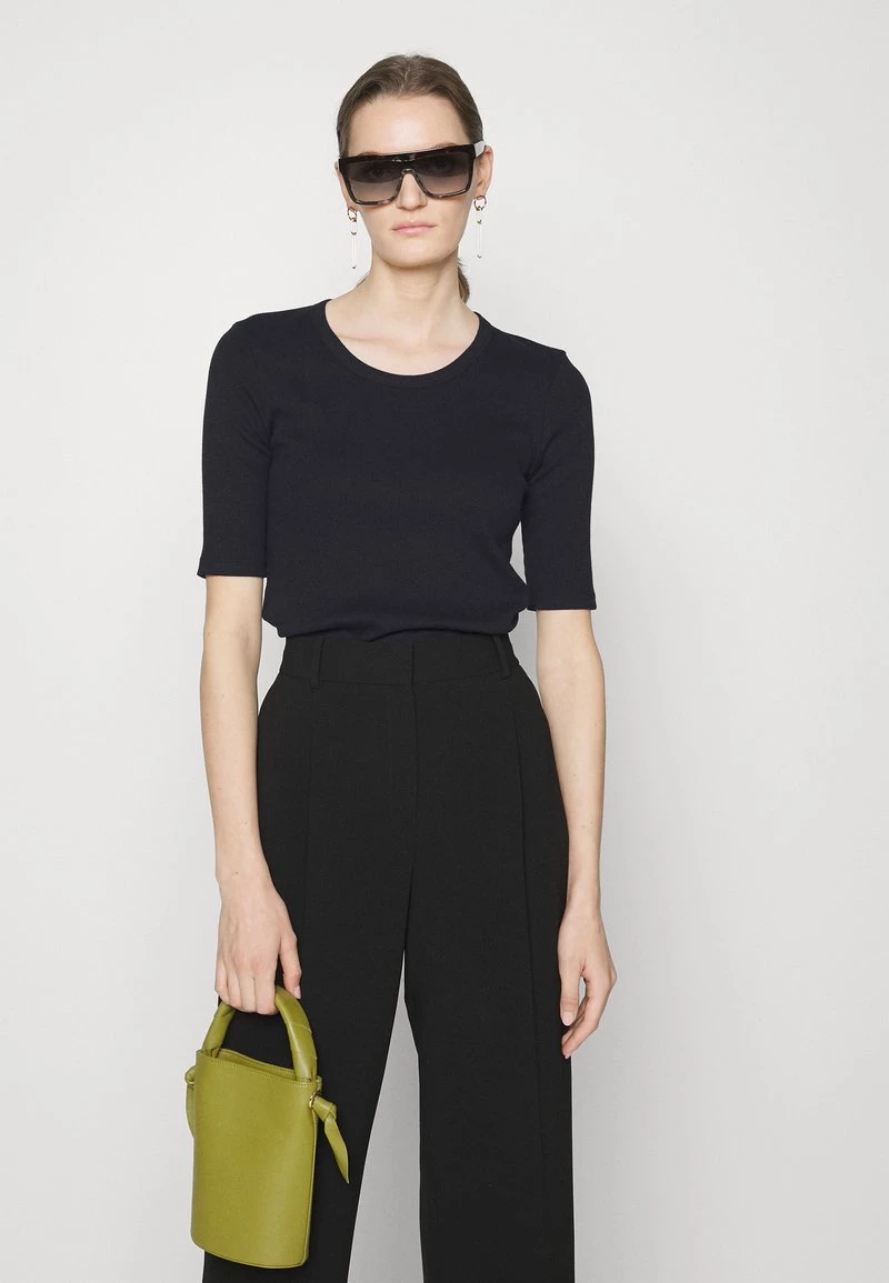 CLOSED Femme T Shirt Basique Black 6 CLOSED Femme T Shirt Basique Black – Image 4