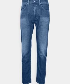 CLOSED COOPER TAPERED Jeans Fuselé Mid Blue Homme 10 CLOSED COOPER TAPERED Jeans Fuselé Mid Blue Homme -Promos CLOSED Magasin 3c0d73887b6845cc8256b9c25bacc734