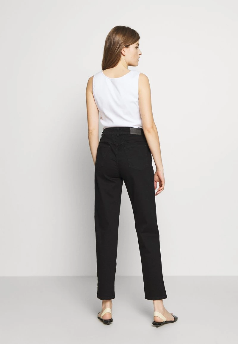 CLOSED Femme PEDAL PUSHER Jean Boyfriend Black 5 CLOSED Femme PEDAL PUSHER Jean Boyfriend Black – Image 3